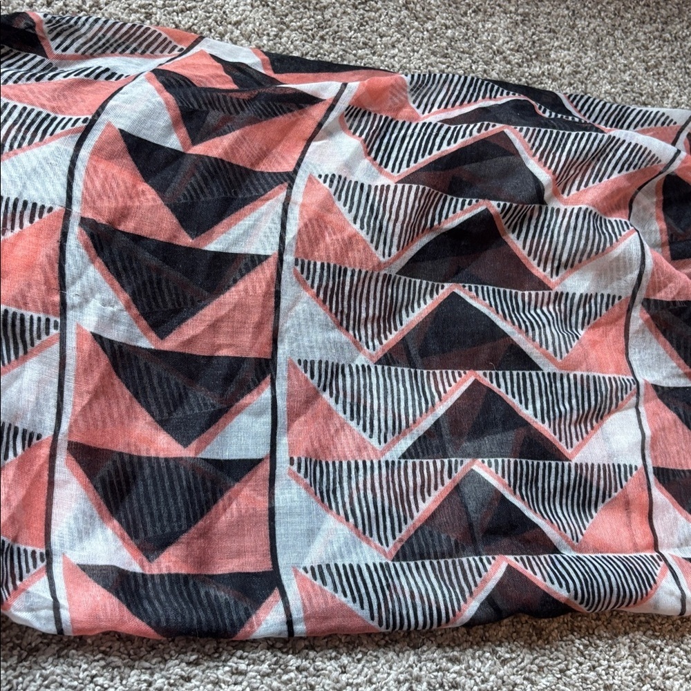 Aztec Print Scarf - Picture 2 of 3